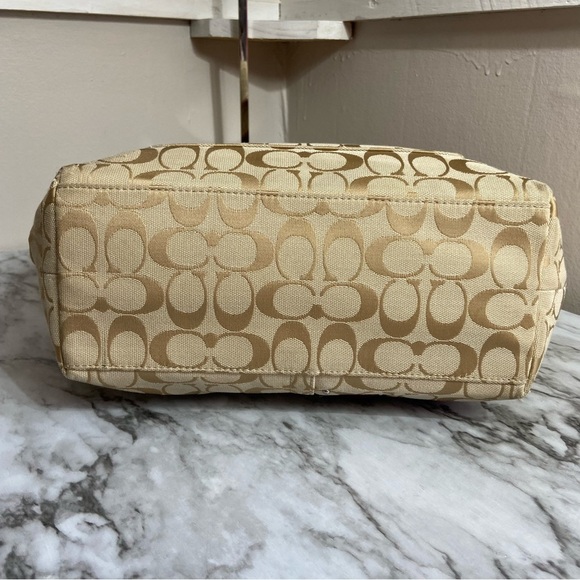 Coach Canvas Tote Pink Leather Purse Floral 3D Applique - Picture 7 of 14